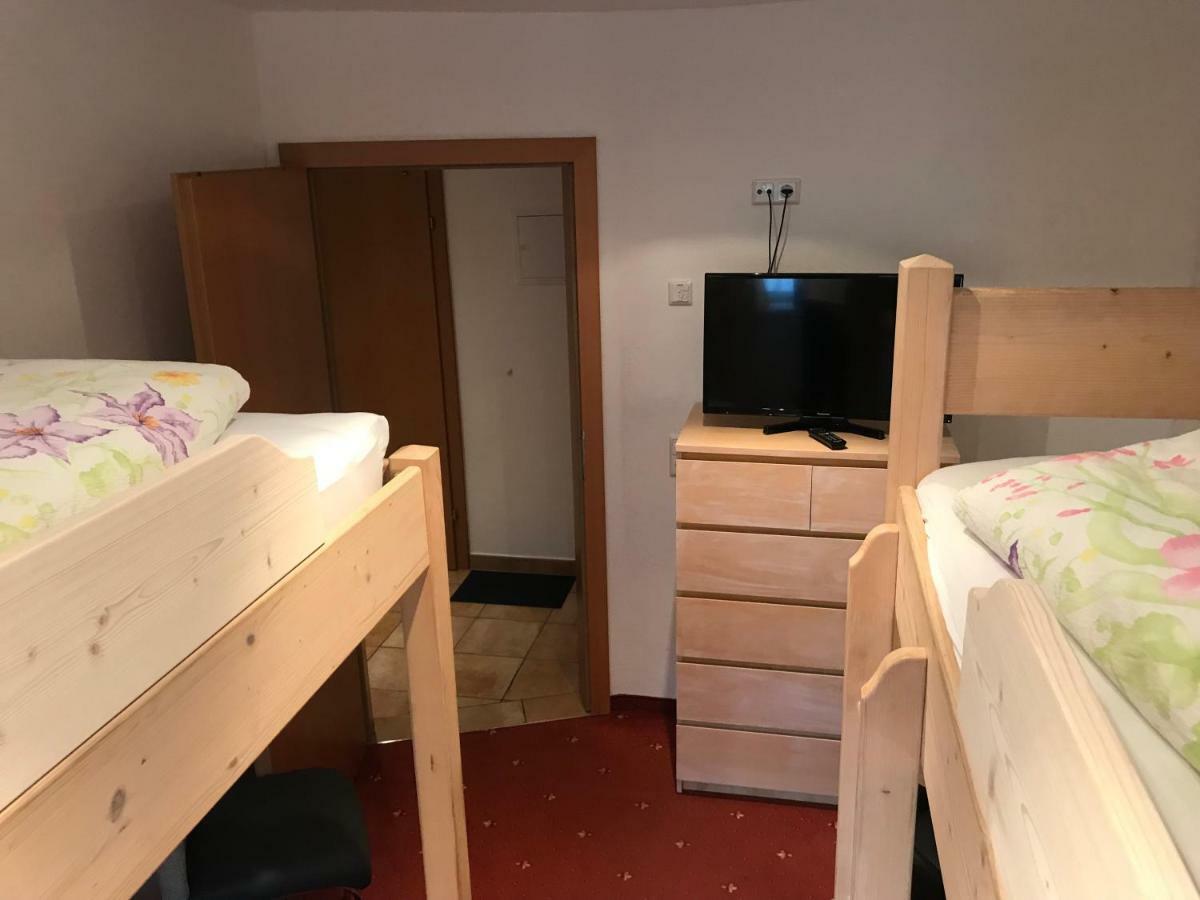 Ferienwohnung Julia Brixen im Thale Dış mekan fotoğraf